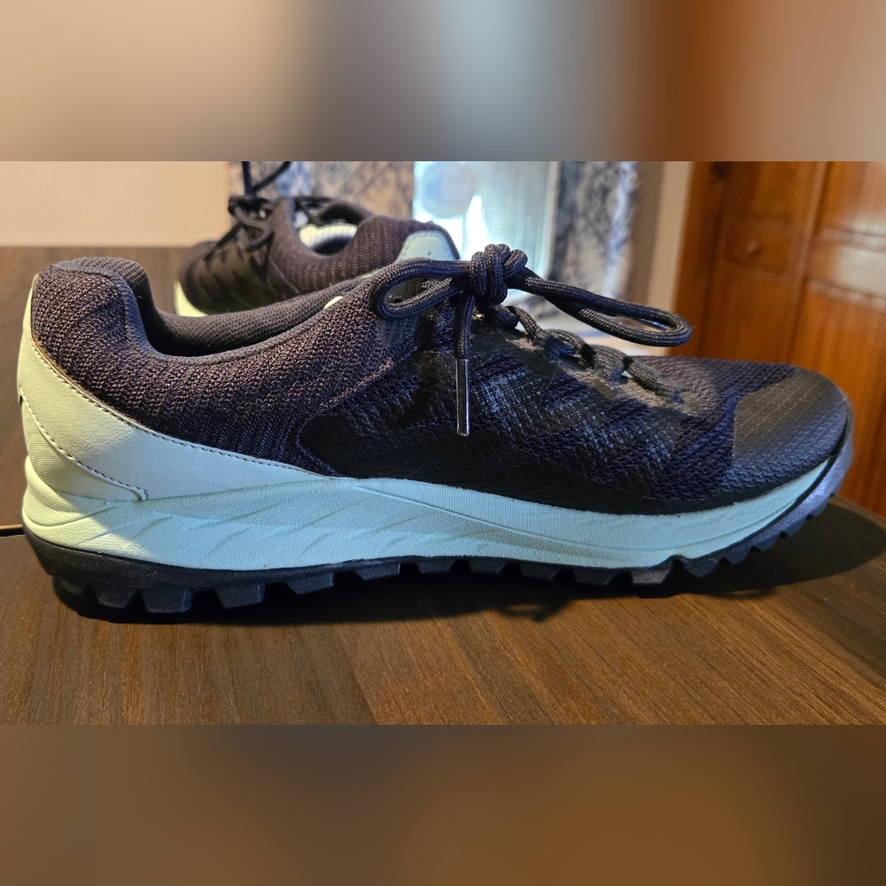 Woman's Blue Merrell Athletic Shoes with Breathable Mesh - Picture 6 of 9
